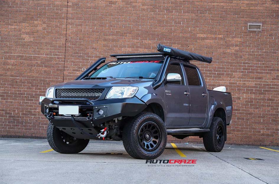 TOYOTA HILUX N70 4WD VECTOR MATTE BLACK